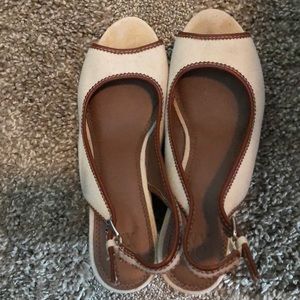 Cream and brown wedges